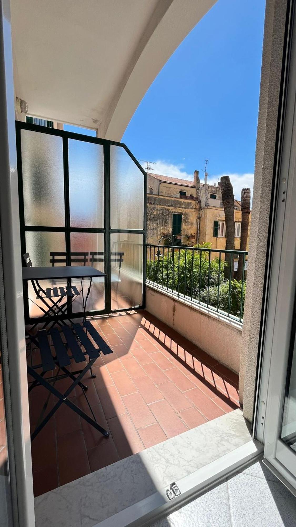 Hotel Al Capo Varigotti Bagian luar foto