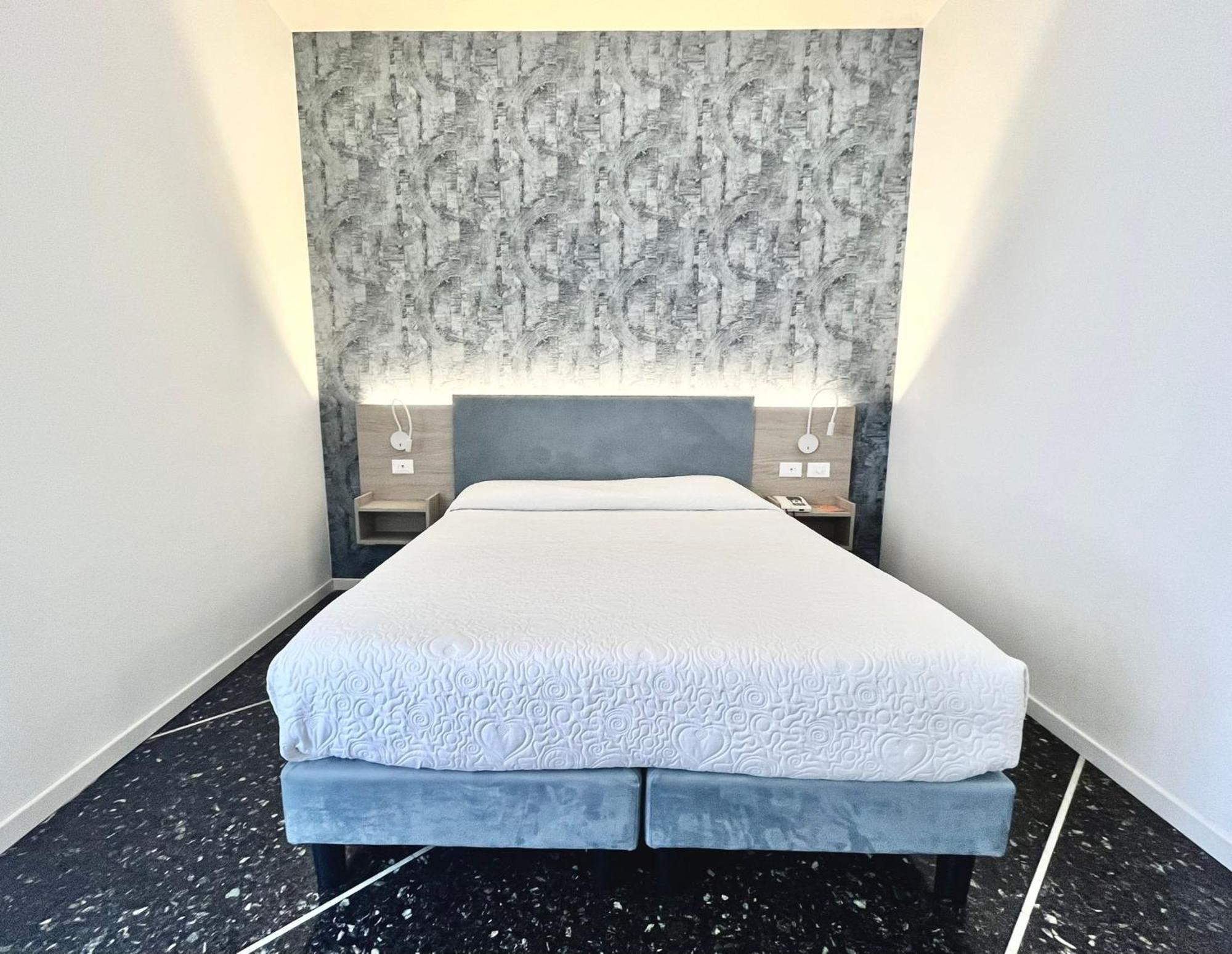 Hotel Al Capo Varigotti Bagian luar foto