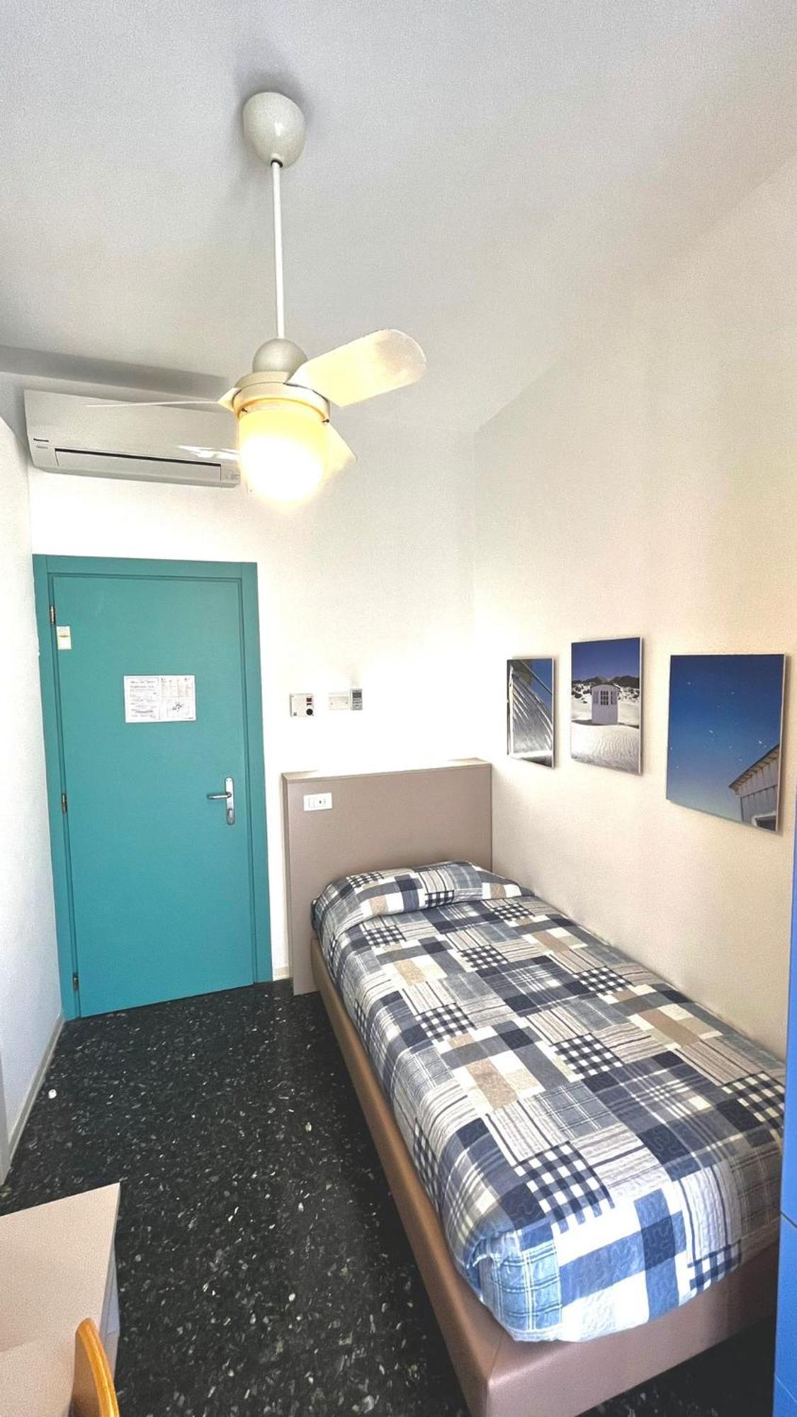 Hotel Al Capo Varigotti Bagian luar foto