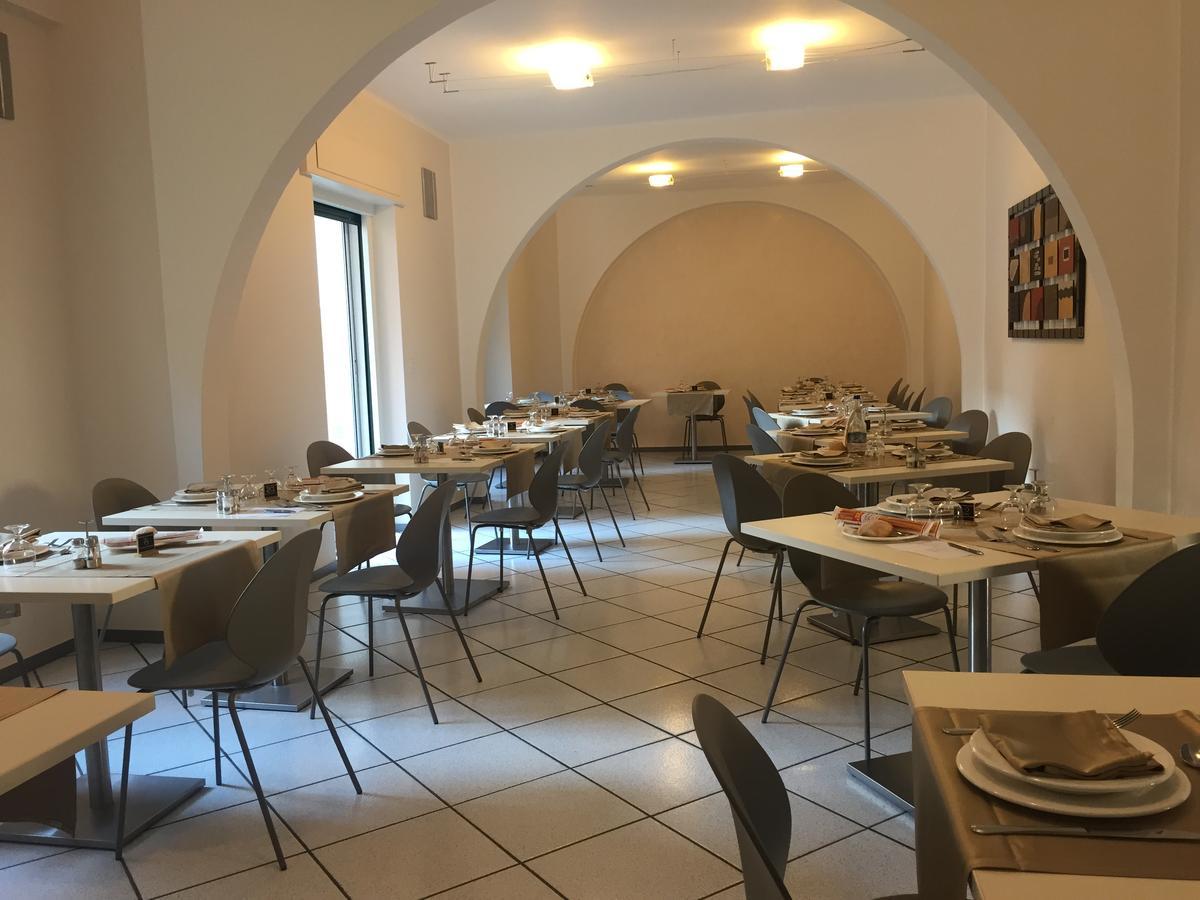 Hotel Al Capo Varigotti Bagian luar foto