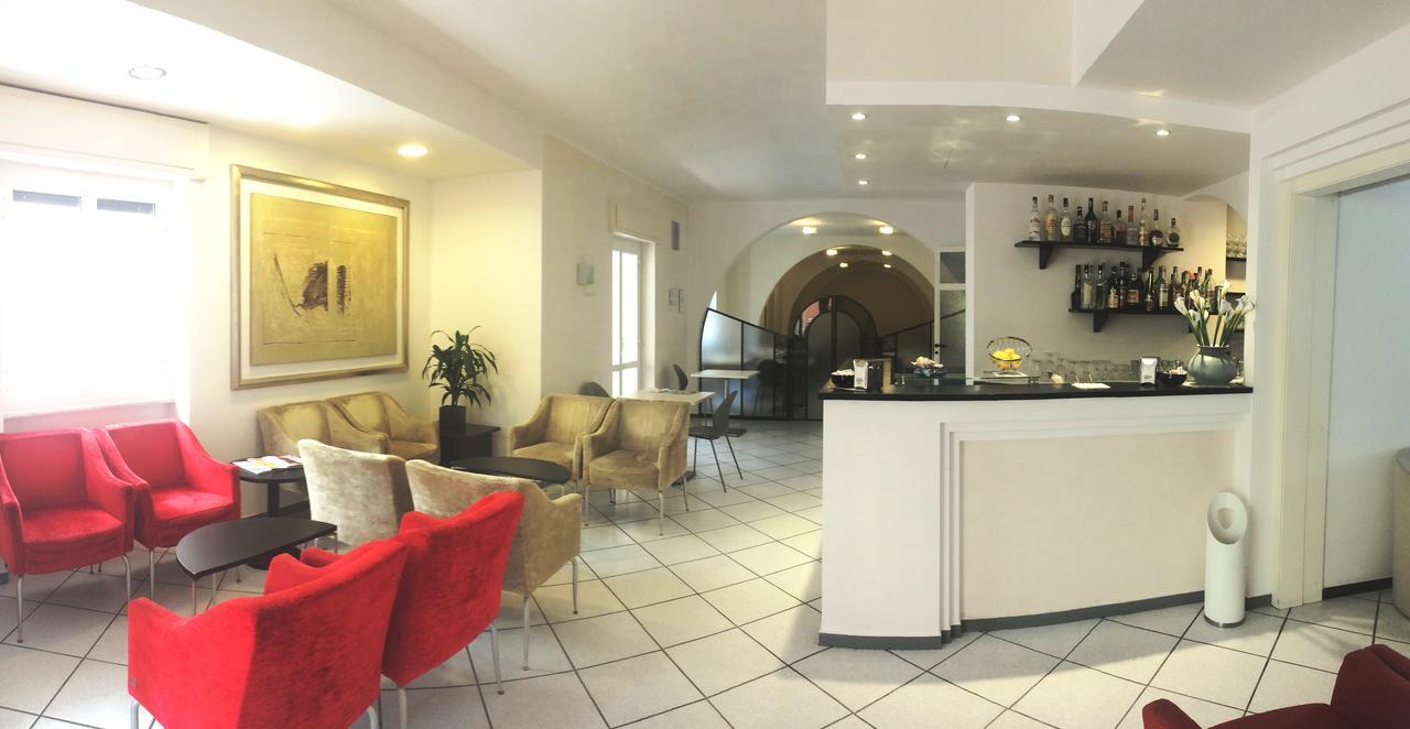 Hotel Al Capo Varigotti Bagian luar foto